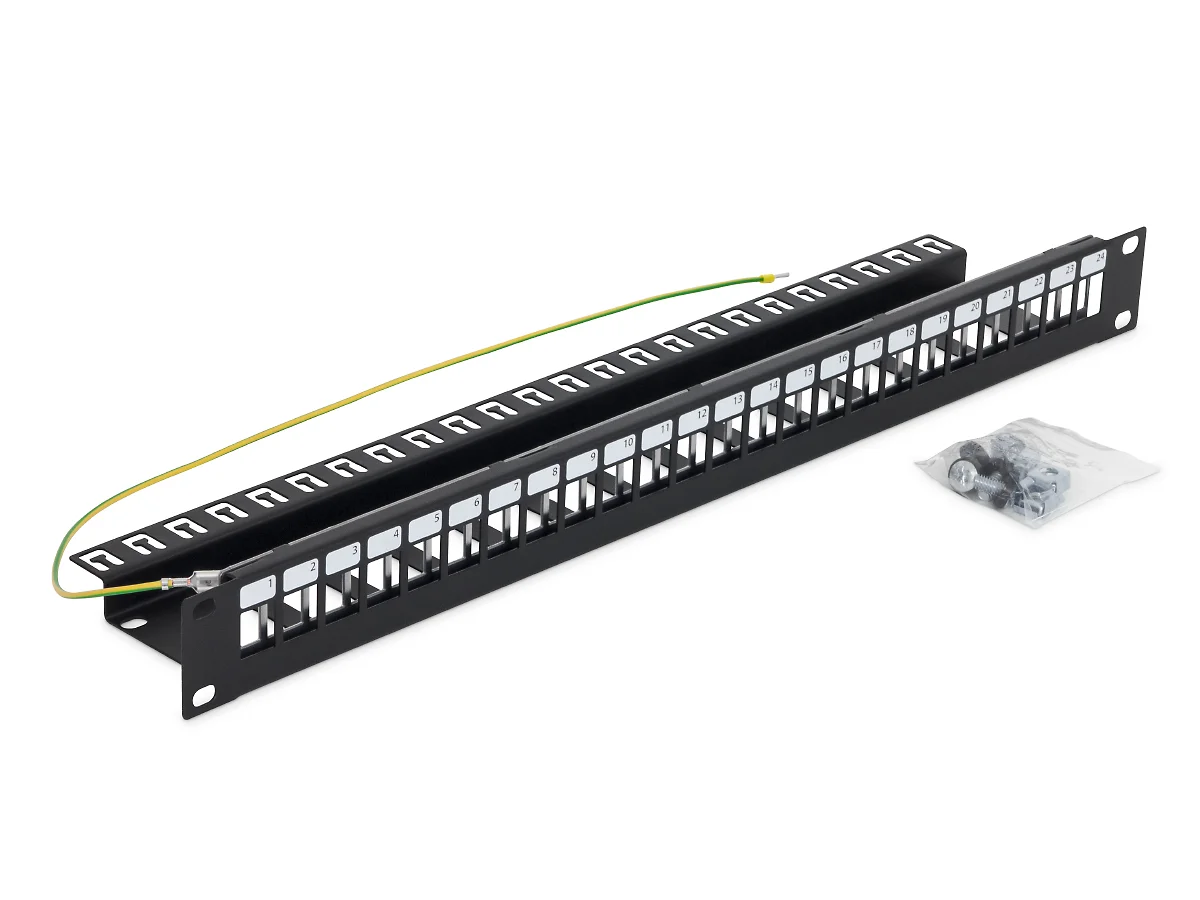 19" modulární patch panel pro max.24 keystonů