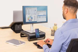 Stojan pod monitor Fellowes BREYTA černý - obrázek 3