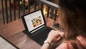 ZAGG Slim Book Go klávesnice iPad 9,7" - EN - obrázek 2