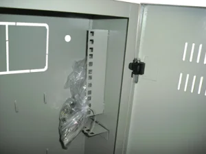 Datacom 19" rozvaděč 4U+2U/150mm plech.dveře - obrázek 2