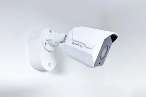 Synology držák kabelů BC500/510 na stěnu a strop, bílý - obrázek 6
