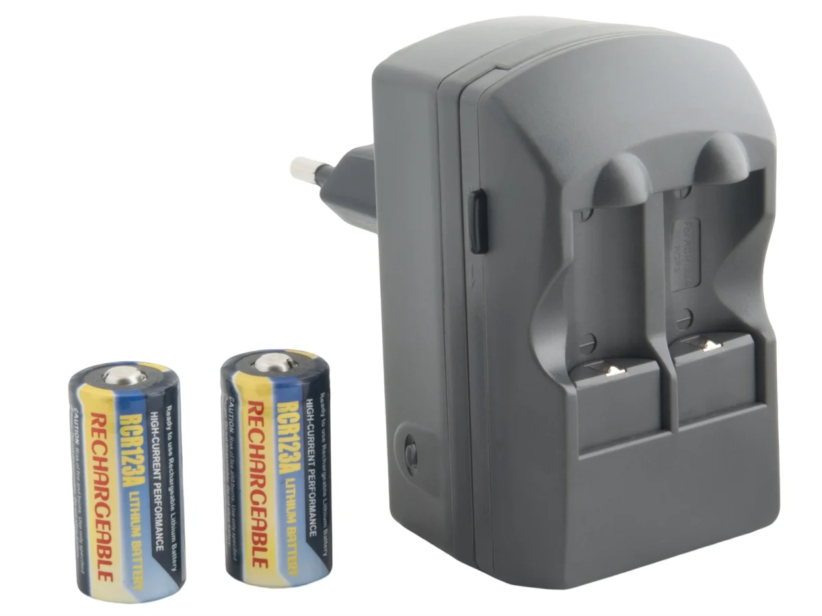 AVACOM nabíjecí dvoukanálová souprava ACFRB pro nabíjení baterií RCR2, RCR123 + 2 ks RCR123