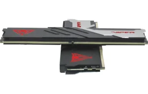 Patriot Viper Venom/DDR5/32GB/6000MHz/CL36/2x16GB/Black/Silv - obrázek 5