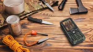 EVOLVEO StrongPhone H1, IP68 odolný Dual SIM telefon, 2,8"LCD, 5000mAh, Powerbanka, lovec. kamufláž - obrázek 3