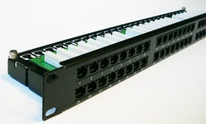 DATACOM Patch panel 48p. Cat5e 1U BK 8x6p. Modul, UTP, 19" - obrázek 3