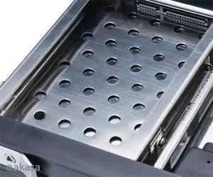 AKASA Lokstor M51 - 2.5" a 3.5" HDD rack do 5,25" - obrázek 4