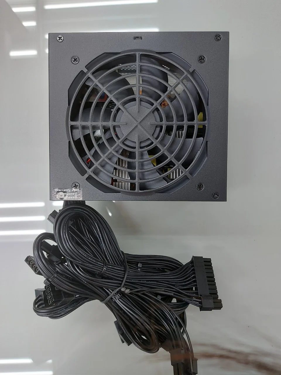 In-Win zdroj B65E  650W Bronze