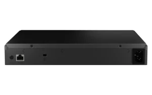 QNAP QuCPE-3032-C3558R-8G switch 8x2,5GbE 2x10G - obrázek 6