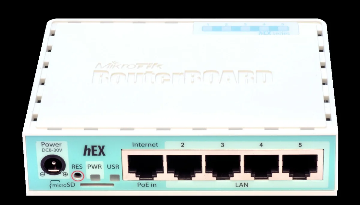 MikroTik hEX RB750Gr3 5x Gigabit LAN 880MHz