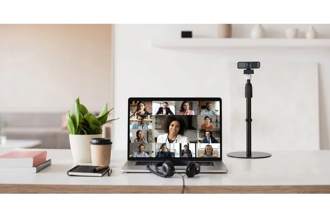 Kensington teleskopický držák kamery, světla A1010
