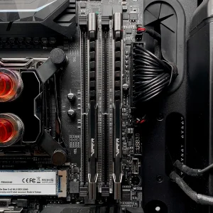 Patriot Viper Steel/DDR4/16GB/3733MHz/CL17/2x8GB/Grey - obrázek 3