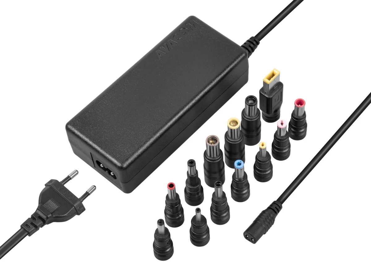 AVACOM QuickTIP 65W univerzální adaptér + 13 konektorů