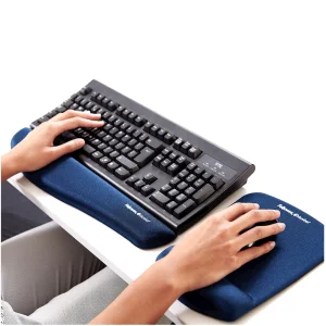 Podložka pod myš a zápěstí Fellowes PlushTouch modrá - obrázek 4