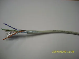 DATACOM FTP Cat5e PVC kabel 305m (lanko) šedý - obrázek 2