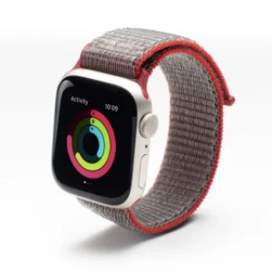 ZAGG GEAR4 sportovní Řemínek pro Apple Watch 41/40/38mm červená