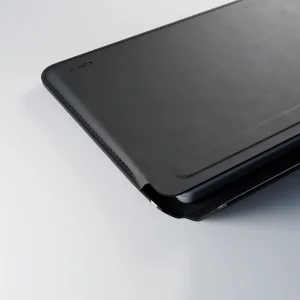 EPICO TechGrain Sleeve MacBook Air 15" černá - obrázek 5