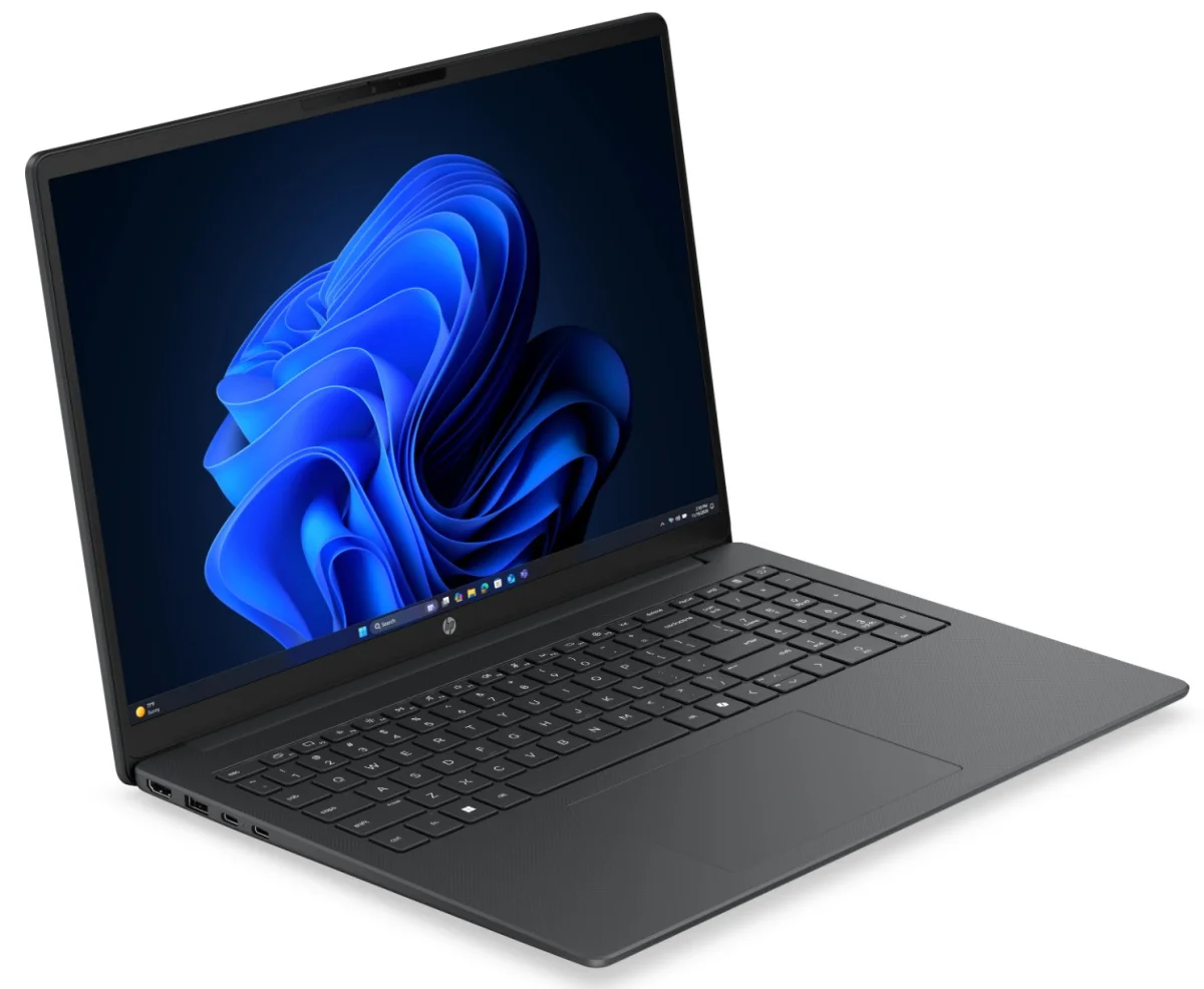 HP 200 G2a R5-220 16GB 512GB domácí počítač