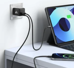 GaN SÍŤOVÁ NABÍJEČKA 35W (USB-C + USB-A) ČERNÁ - obrázek 3