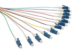 Pigtail 9/125 LCupc SM OS 1,5m, balení 12ks barvy