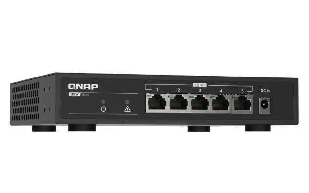 QNAP switch QSW-1105-5T (5x 2,5GbE port, pasiv. chlazení, 100M/ 1G/ 2,5G, Broadcom Chipset)