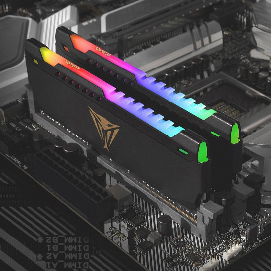 Patriot Viper Steel/DDR4/32GB/3600MHz/CL18/2x16GB/RGB/Black