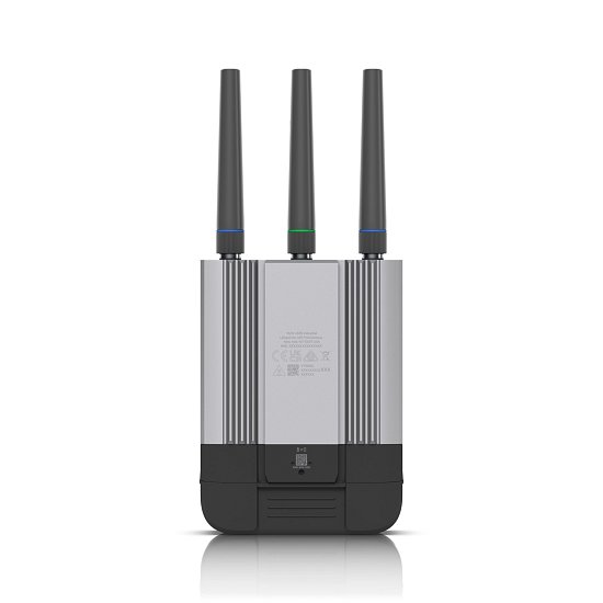 Ubiquiti UMR-Industrial - Mobile Router Industrial