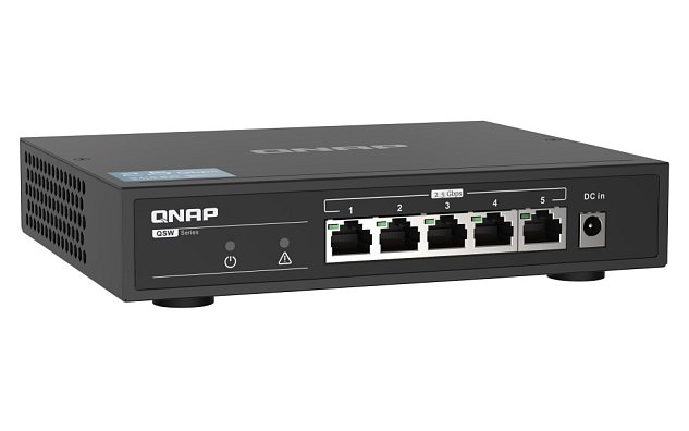 QNAP TS-673A-SW5T (TS-673A-8G + QSW-1105-5T)