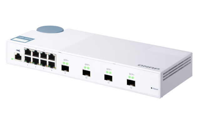 QNAP řízený switch QSW-M408S (12portů: 8x Gigabit port + 4x 10G SFP+ porty)
