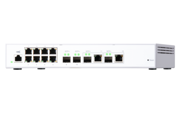 QNAP řízený switch QSW-M408-2C (12portů: 8x Gigabit port + 4x 10G SFP+ /2x 10GbE kombo porty)