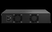 QNAP řízený switch QSW-M2108R-2C (8x 2,5GbE RJ45 a 2x kombo 10GbE SFP+/RJ-45, malá šířka)