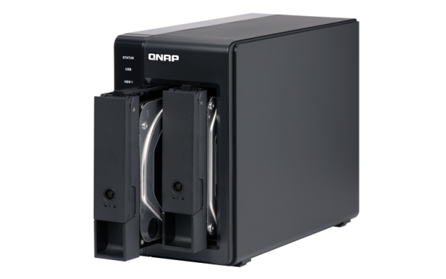 QNAP TR-002 rozšiřovací jednotka pro PC či QNAP NAS (2x SATA / 1x USB 3.1 typu C - Gen 2)