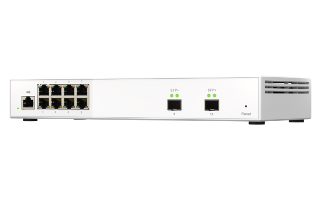 QNAP řízený switch QSW-M2108-2S (8x 2,5GbE RJ45 a 2x 10GbE SFP+)