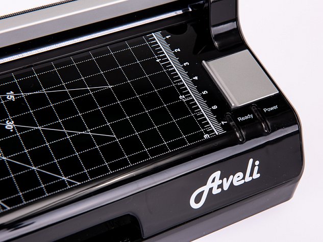 Laminátor AVELI Combi A4