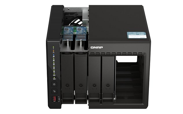 QNAP TS-453E-8G
