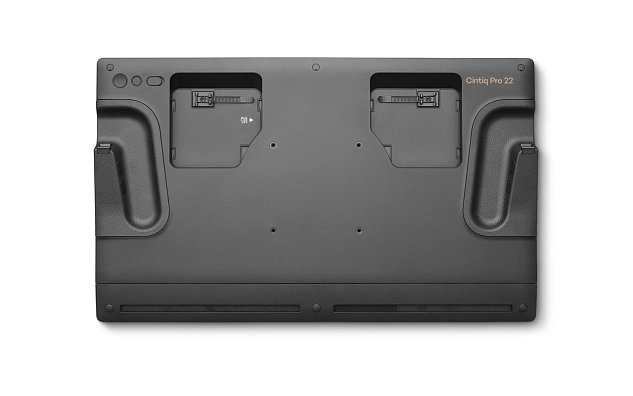 Wacom Cintiq Pro 22 with Stand