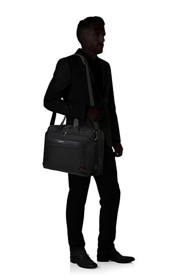 Samsonite PRO-DLX 6 Bailhandle 17.3