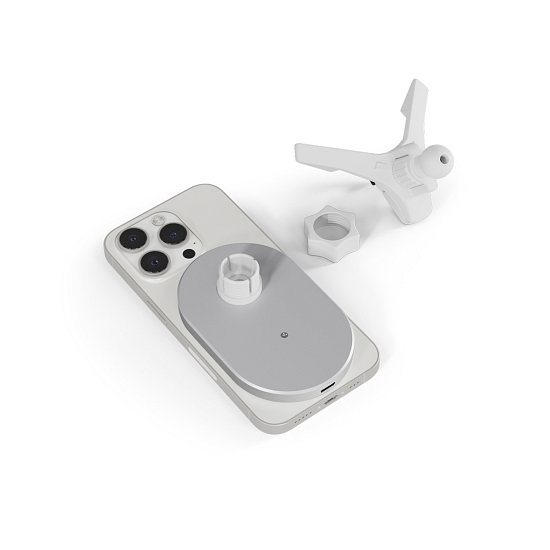 Epico Ellipse MagSafe Car Charger - stříbrná