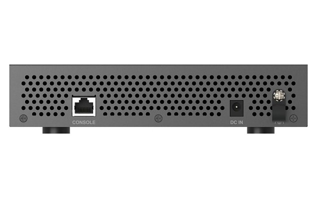 QNAP switch QSW-L3205-1C4T (4x 10GbE port, 1x 10G SFP+/NBASE-T Combo, Lite Managed)