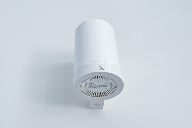 TP-LINK držák DECO XE75/XE75 Pro na stěnu bílý